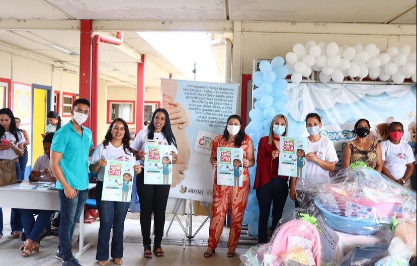 Secretaria de Assistência Social faz entrega de Kit de Enxoval para gestantes do Projeto Meninas mães